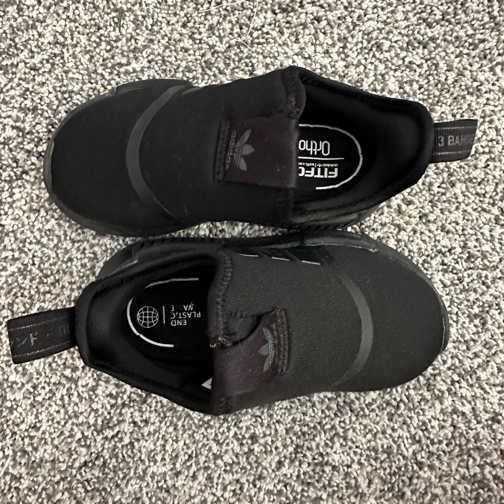 Adidas toddler fit foam slip on shoes